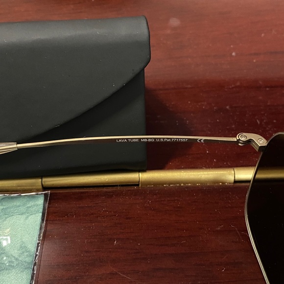 Mauijim Lava Tube Polarized Aviator Sunglasses - Picture 2 of 5